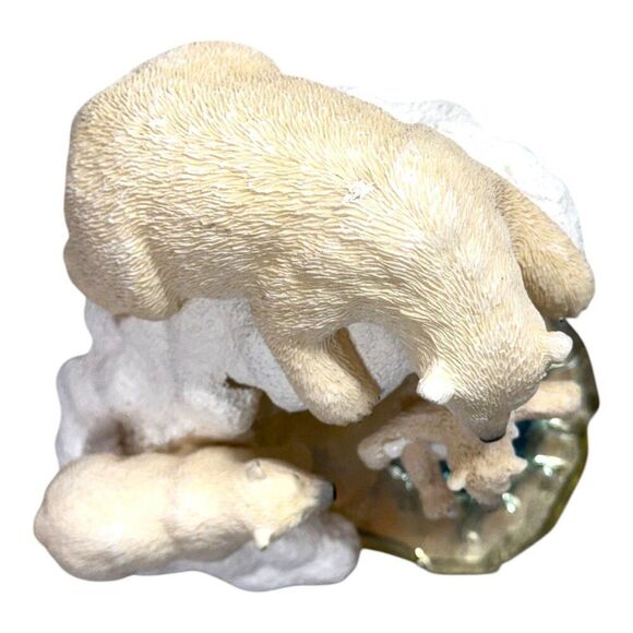 The Hamilton Collection "Icy Rescue" Polar Bear Sculpture Figurine Arctic - Picture 7 of 7